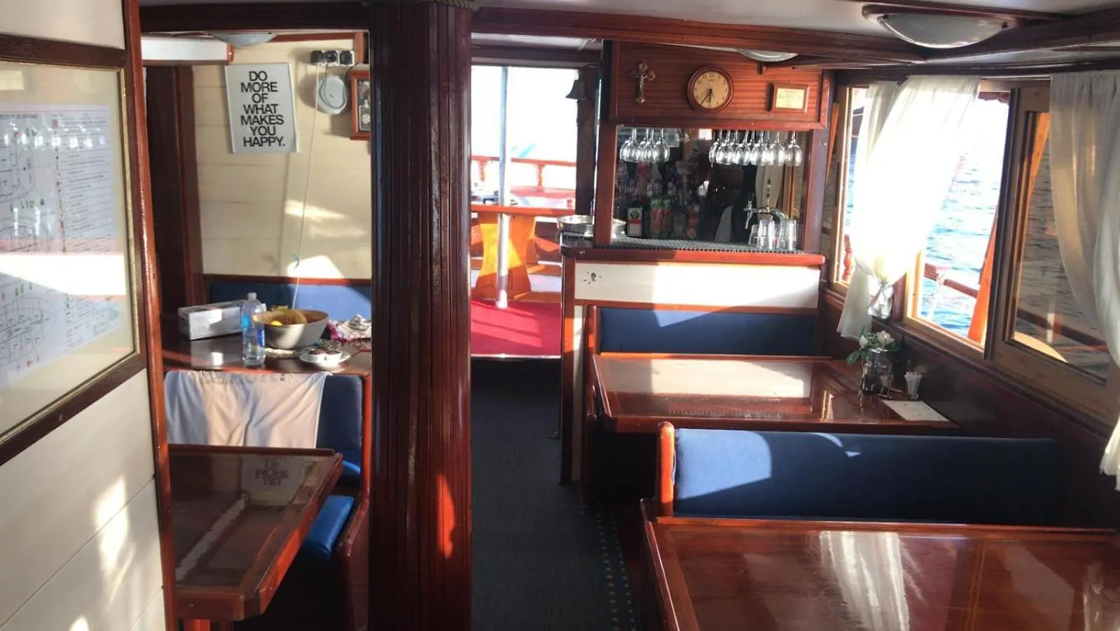 Rhythm Floating Accom - Split Hotel Botel