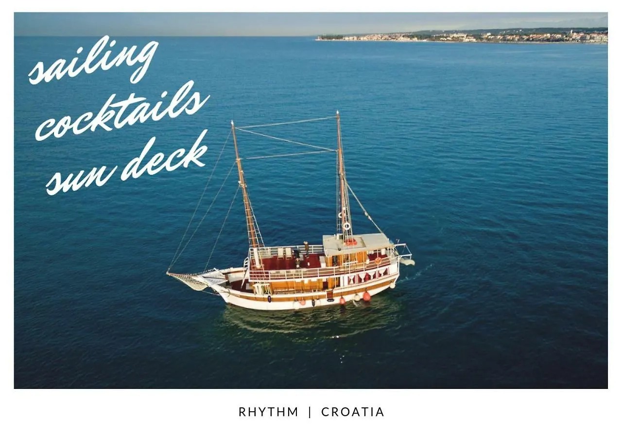 Rhythm Floating Accom - Split Hotel 0*,  Croatia
